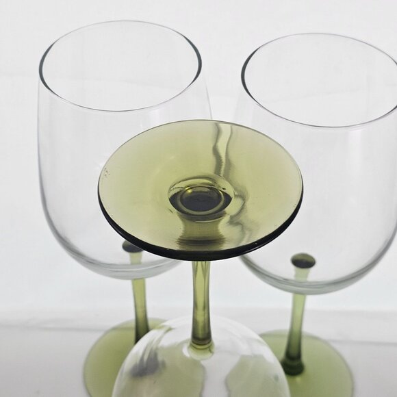 4 Libbey Olive Green Wine Goblet 9" red wine blown glass 17oz stylish romantic - Picture 5 of 7